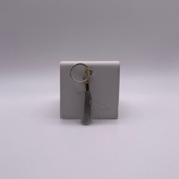 I.N.C. International Concepts Silver Tassel Necklace Pendant Charm - Picture 1 of 8